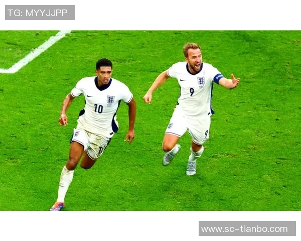 欧洲足球联赛冠军争夺战揭幕各队实力对比与历史回顾